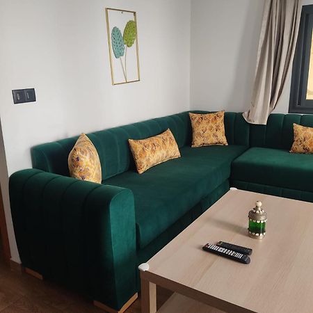 Appartement En M'Diq Centre Ville Pres De La Plage מראה חיצוני תמונה
