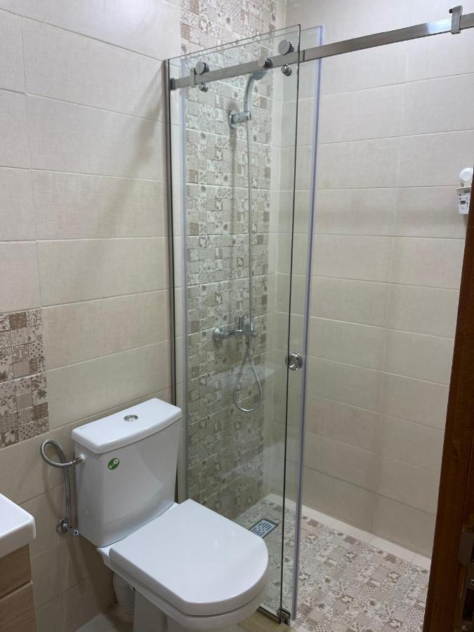 Appartement En M'Diq Centre Ville Pres De La Plage מראה חיצוני תמונה