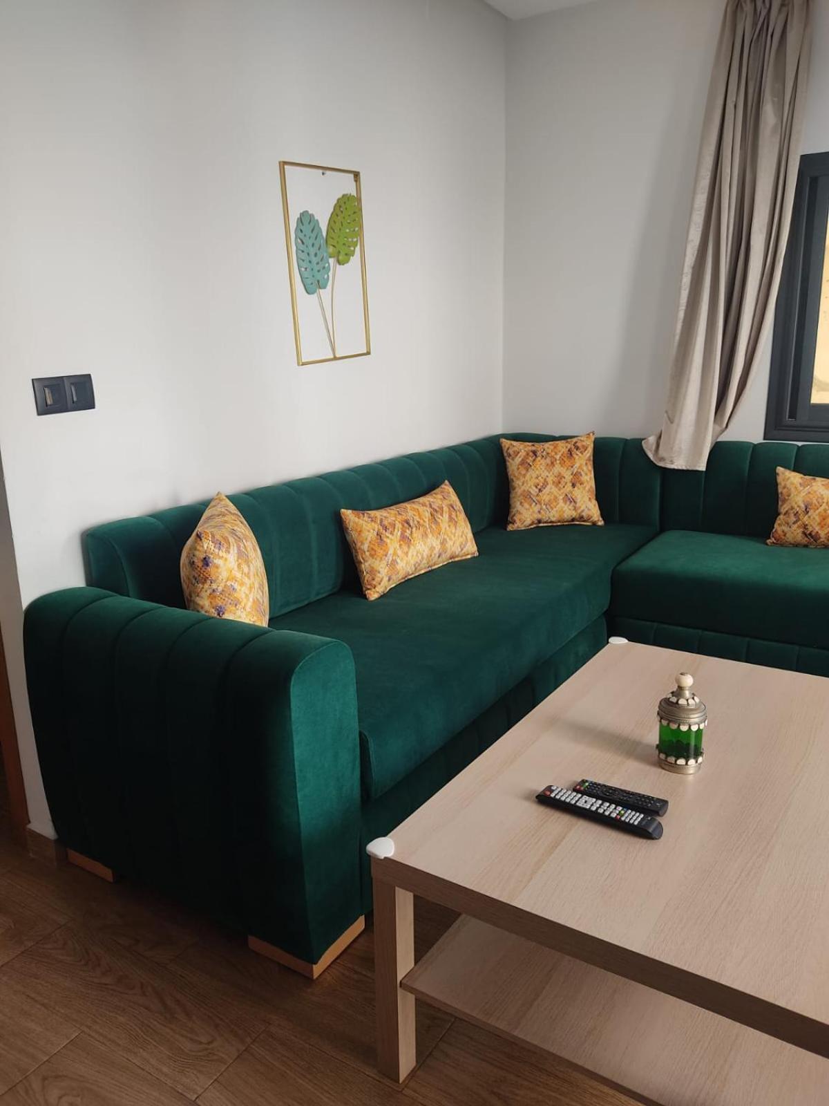 Appartement En M'Diq Centre Ville Pres De La Plage מראה חיצוני תמונה