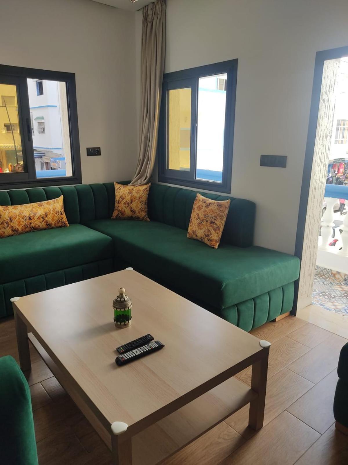 Appartement En M'Diq Centre Ville Pres De La Plage מראה חיצוני תמונה
