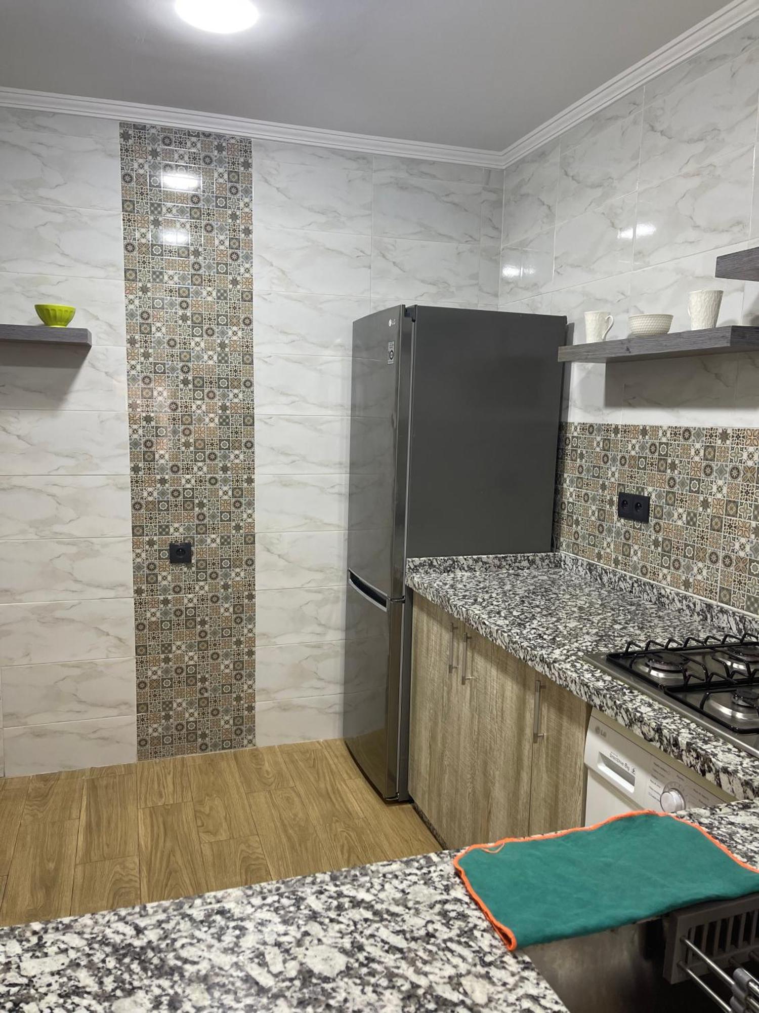 Appartement En M'Diq Centre Ville Pres De La Plage מראה חיצוני תמונה
