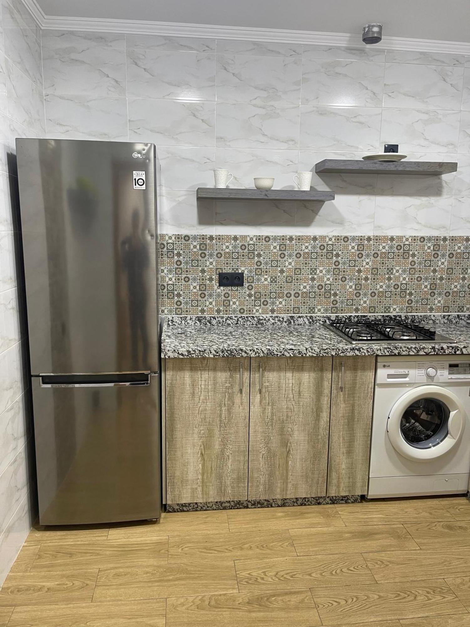 Appartement En M'Diq Centre Ville Pres De La Plage מראה חיצוני תמונה